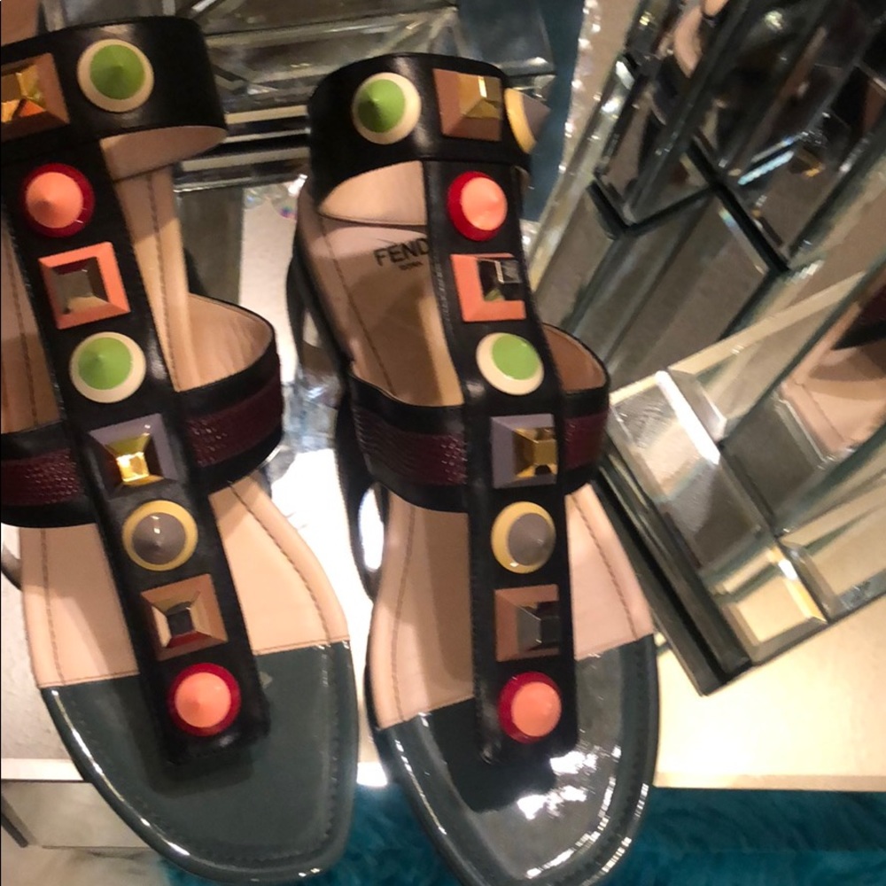 Fendi flat sandals multi color